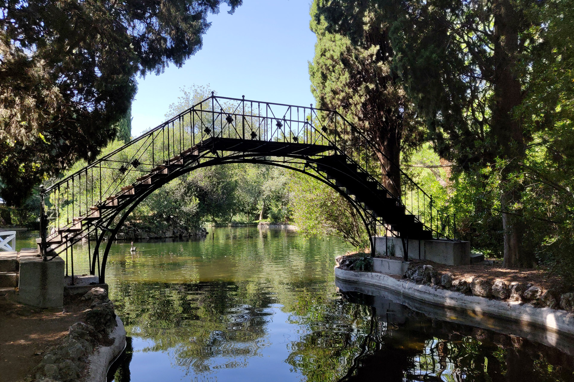 El Capricho, belleza y romanticismo en todos los sentidos 4 El Capricho