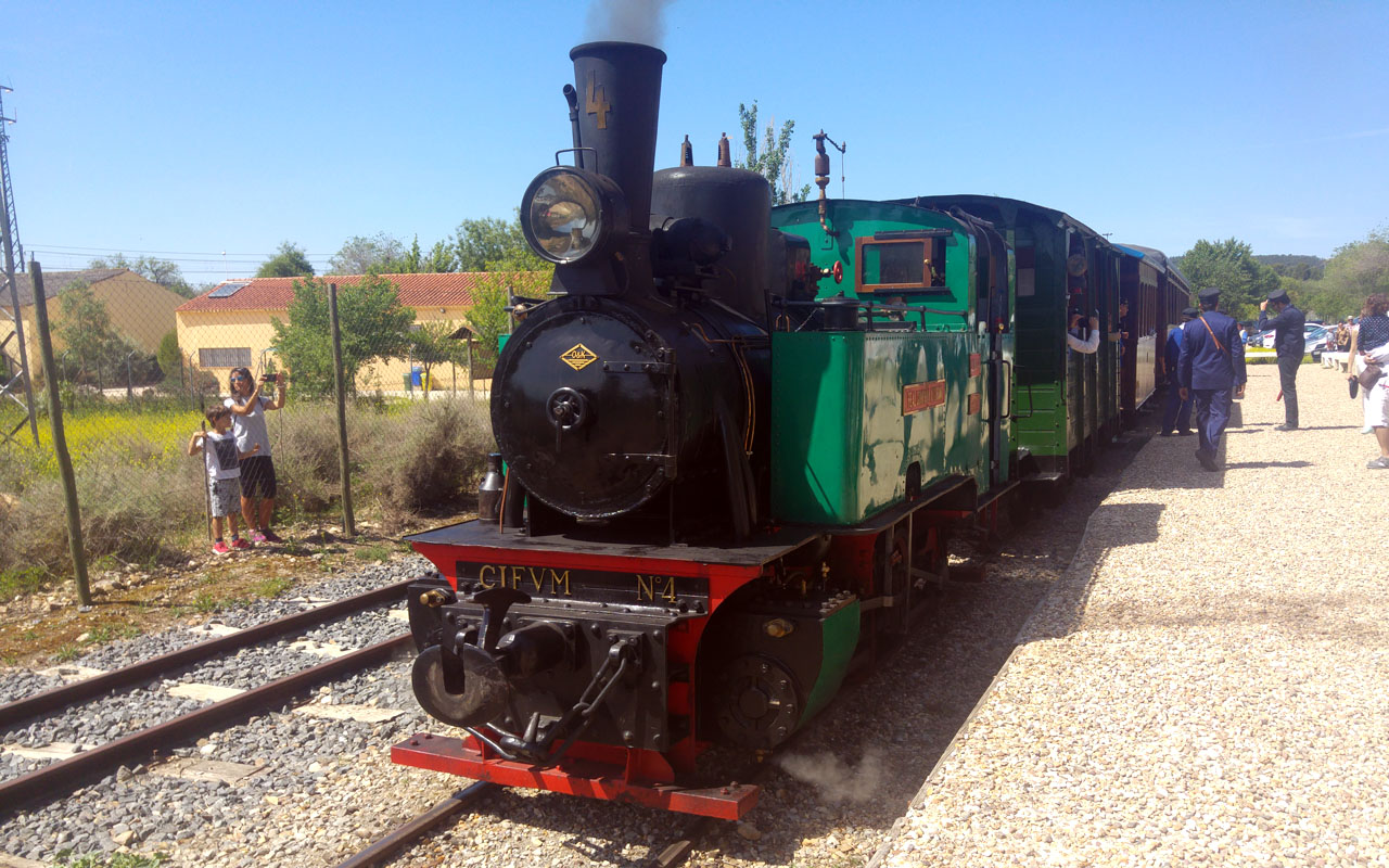 Viaja en el Tren de Arganda, el que pita más que anda 1 Viaja en el Tren de Arganda, el que pita más que anda