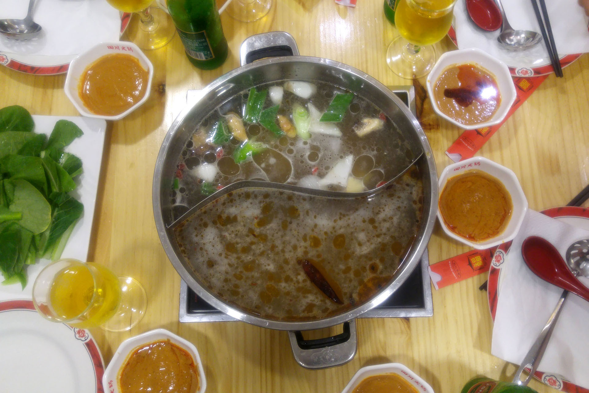 Auténtico Hot Pot en Madrid en el restaurante Yuè Lái 1 Auténtico Hot Pot en Madrid en el restaurante Yuè Lái