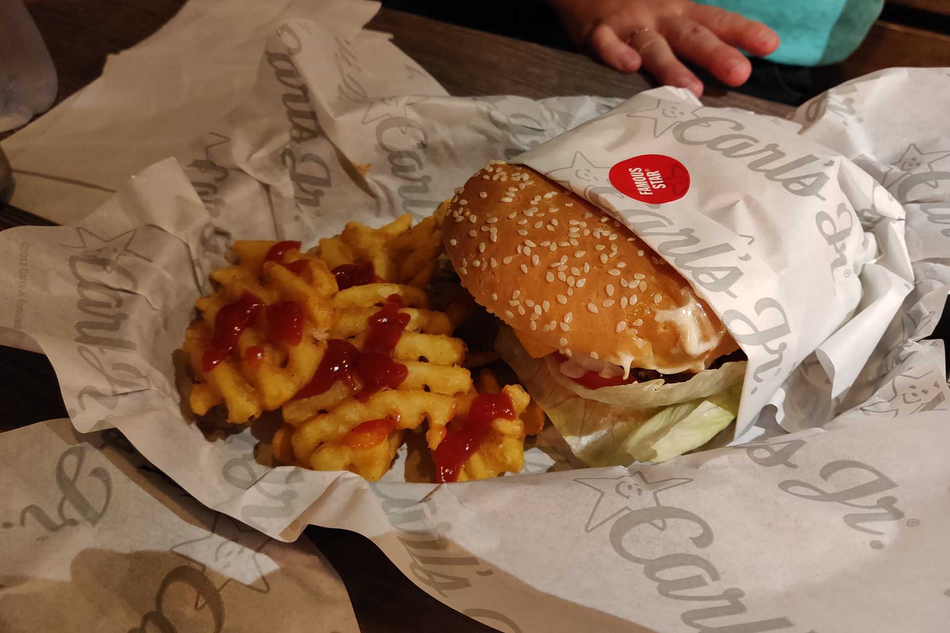Carl's Jr, más hamburguesas fast pero good 3 Carl's Jr