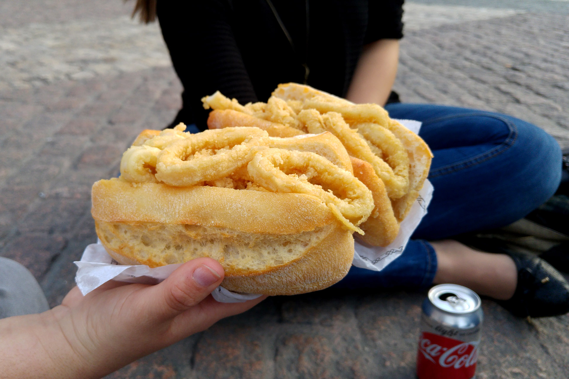 La Campana, el mejor bocadillo de calamares 2 La Campana