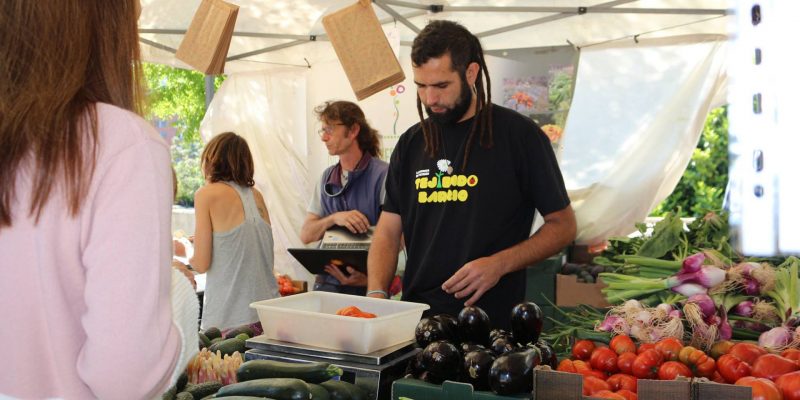Mercado Productores es el mercado de proximidad que cada fin de semana te acerca los mejores alimentos de Madrid