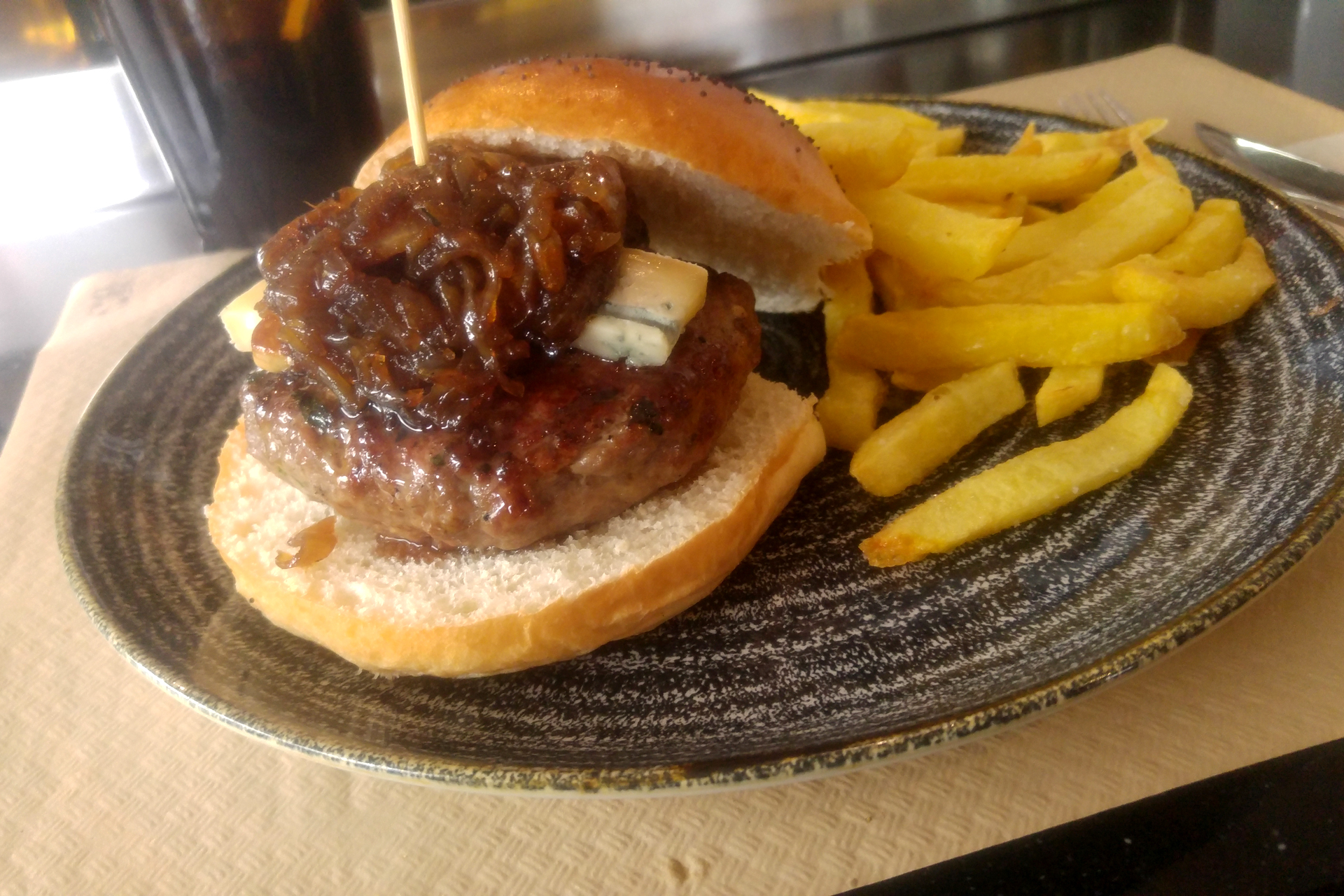 Queen Burger, más de 30 años de buenas hamburguesas en Madrid 1 Queen Burger Gourmet