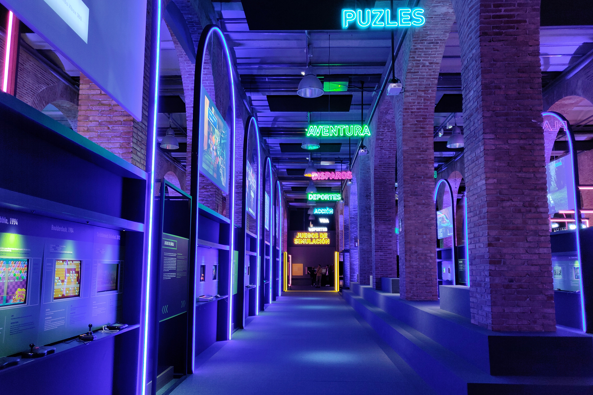 Un mundo lleno de videojuegos en la exposición Game On 7 Game On