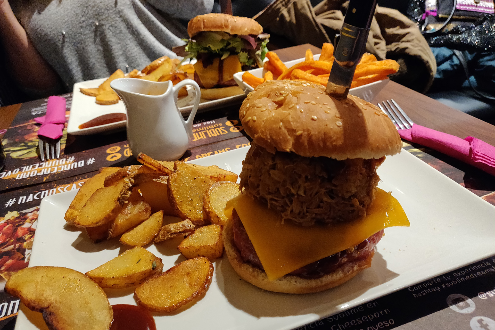 Sublime y sus interesantes hamburguesas 1 Hamburguesas Sublime Dreams Food