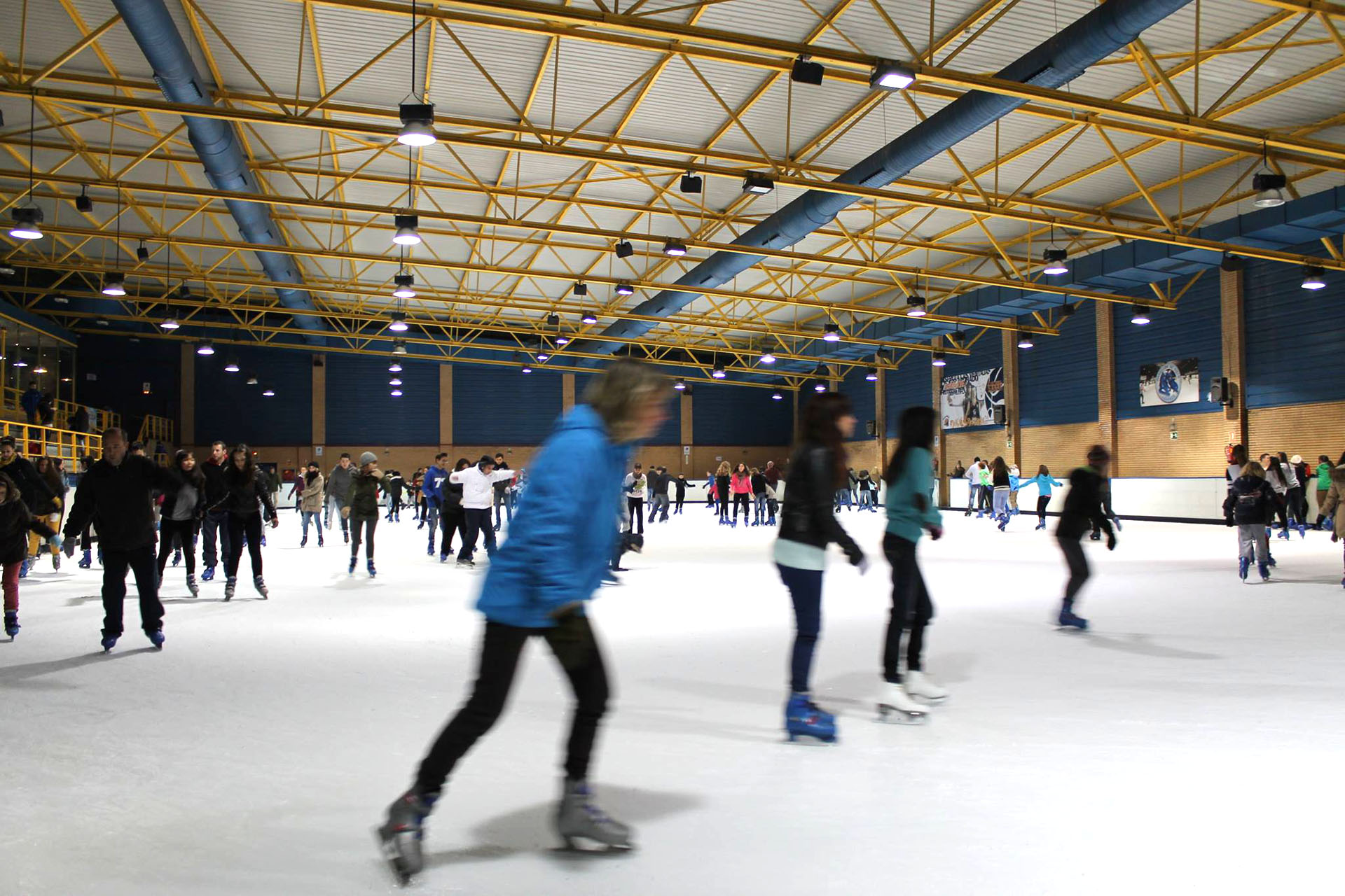 Pistas de hielo en Madrid para patinar todo el año 2 Pistas de hielo en Madrid