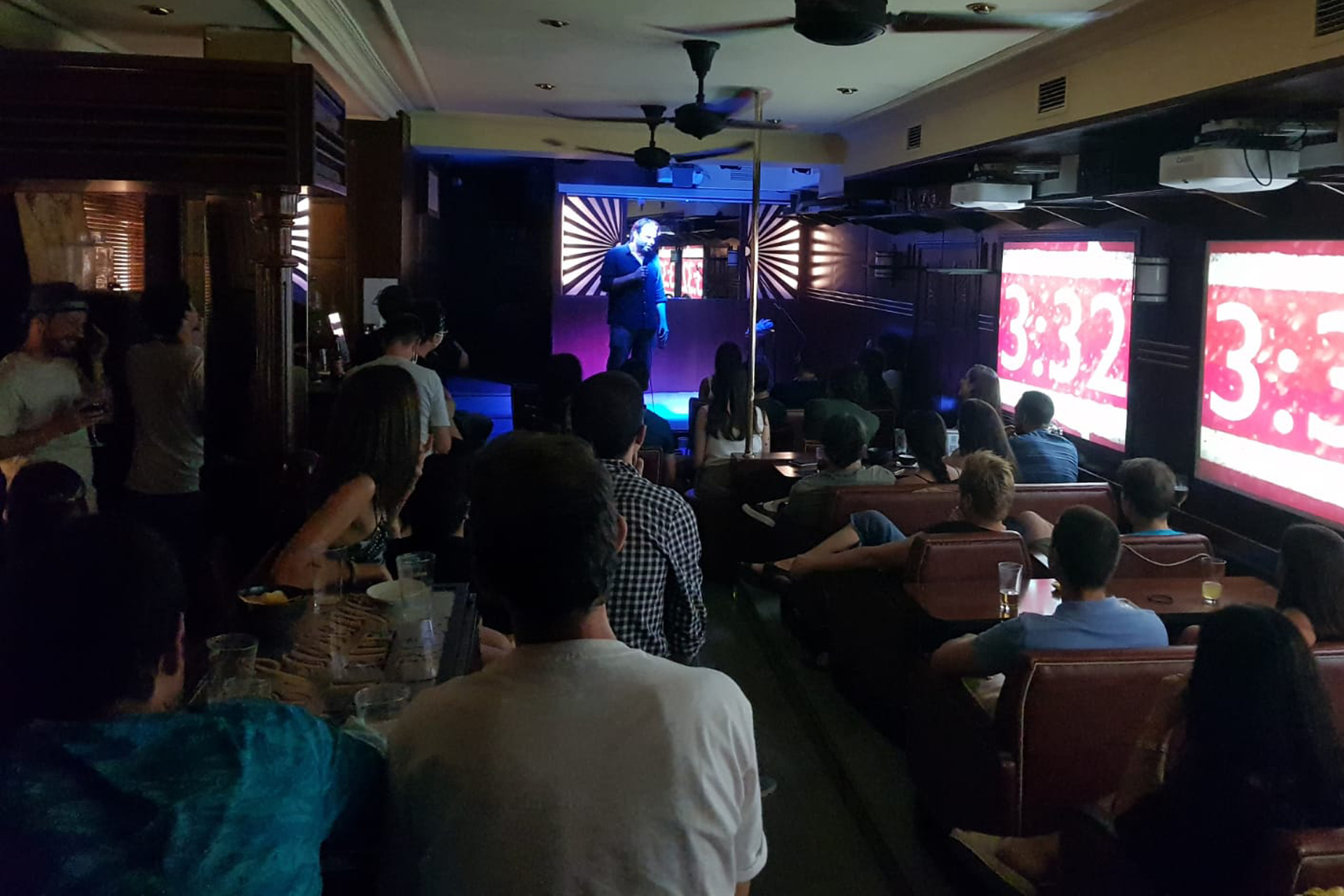 Clubes de comedia en Madrid para reír y disfrutar 7 Clubes de comedia en Madrid