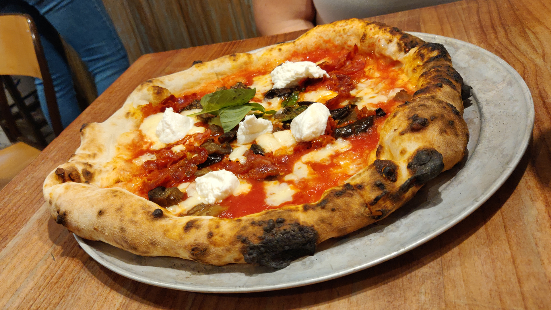 Officina 22 sigue haciendo buenísima pizza en Madrid 5 Officina 22