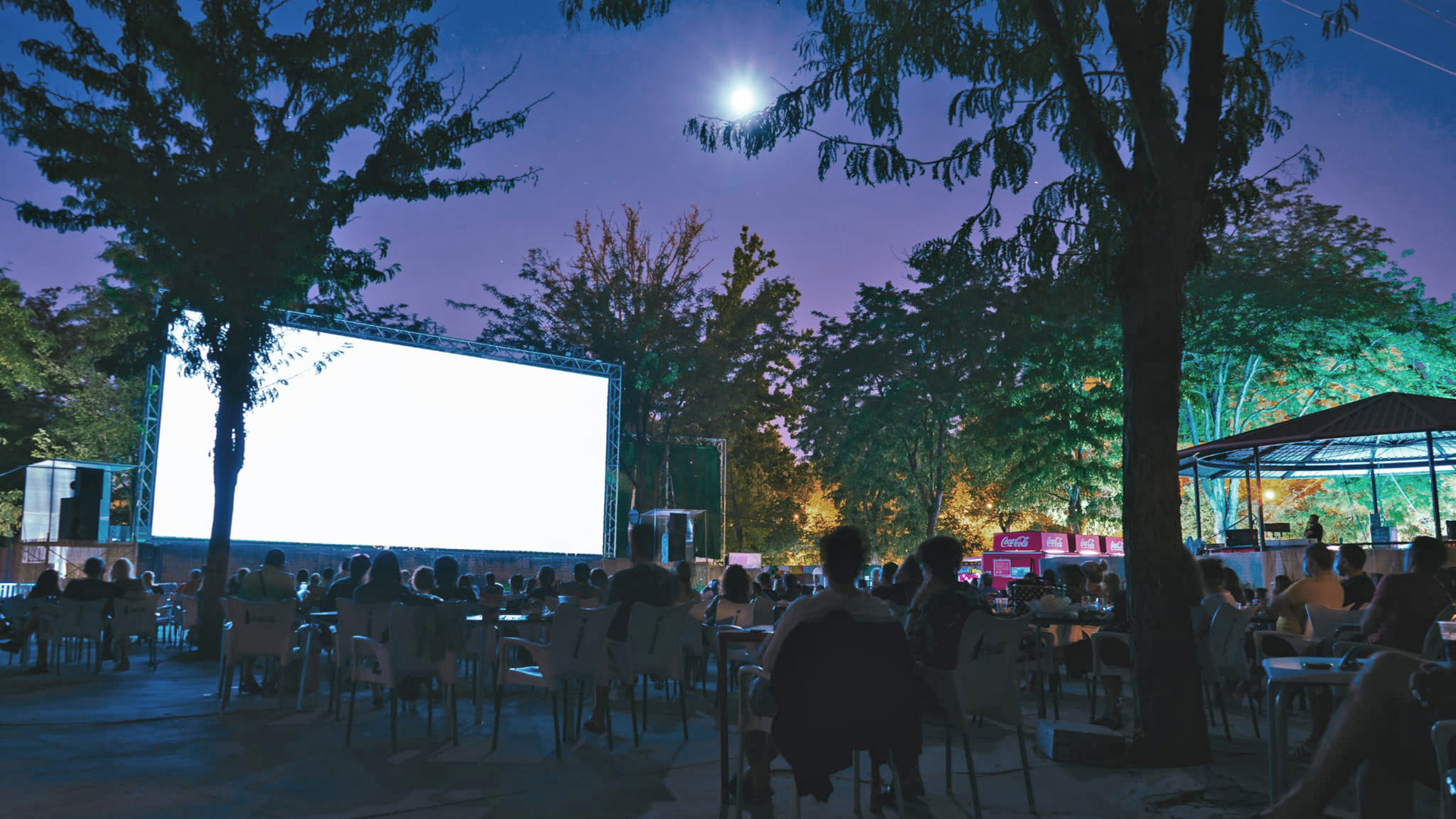 Cine de verano de La Bombilla: Fescinal 2023 1
Cine de verano de La Bombilla Fescinal 2023