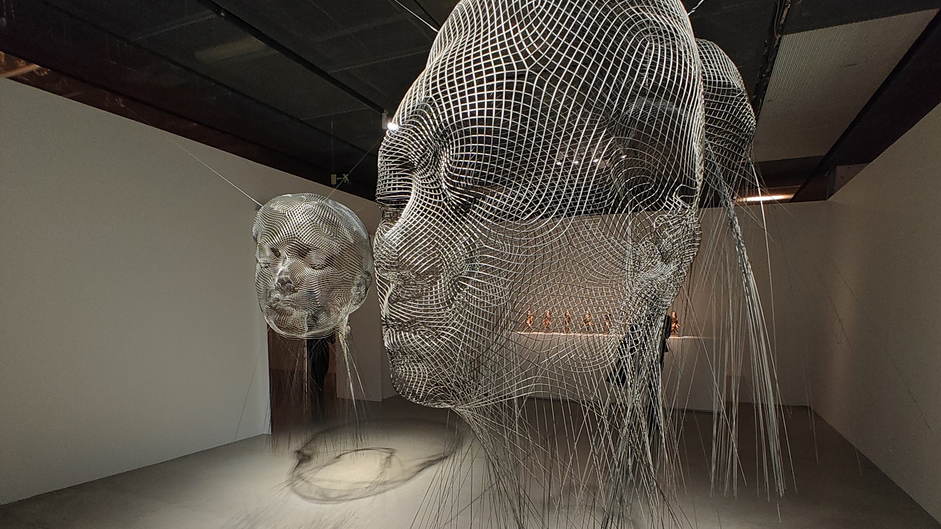 Materia y luz, Jaume Plensa en el Espacio Fundación Telefónica 2 Materia interior Jaume Plensa