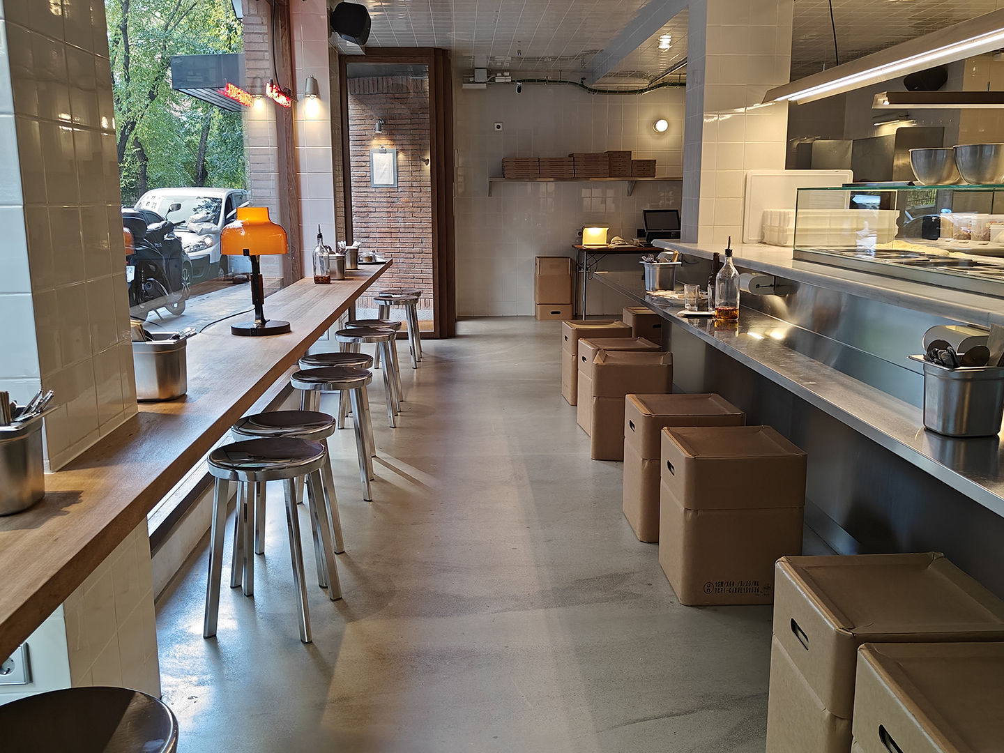 Parking Pizza para disfrutar de deliciosas pizzas napolitanas en Madrid 2 Parking Pizza