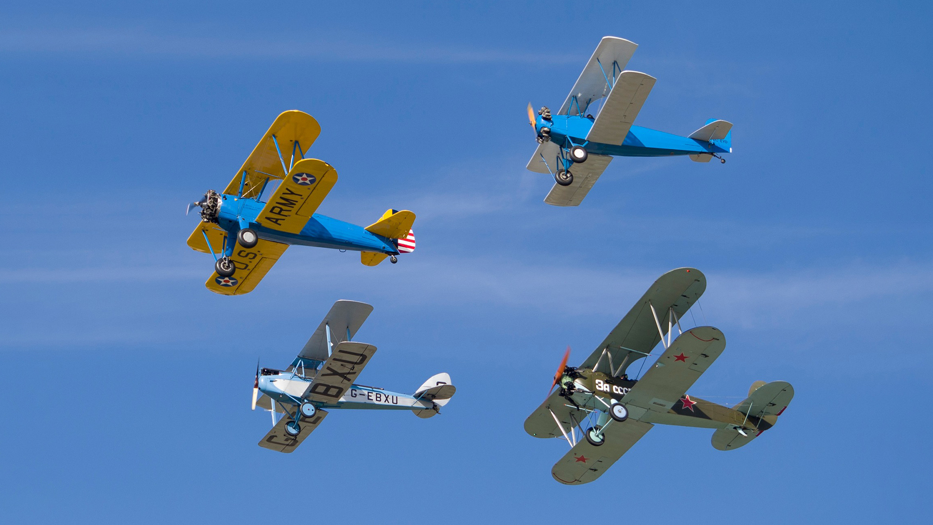 Exhibición de vuelo de aviones clásicos de la Fundación Infante de Orleans en Cuatro Vientos 7 Exhibición de vuelo de aviones clásicos en Madrid