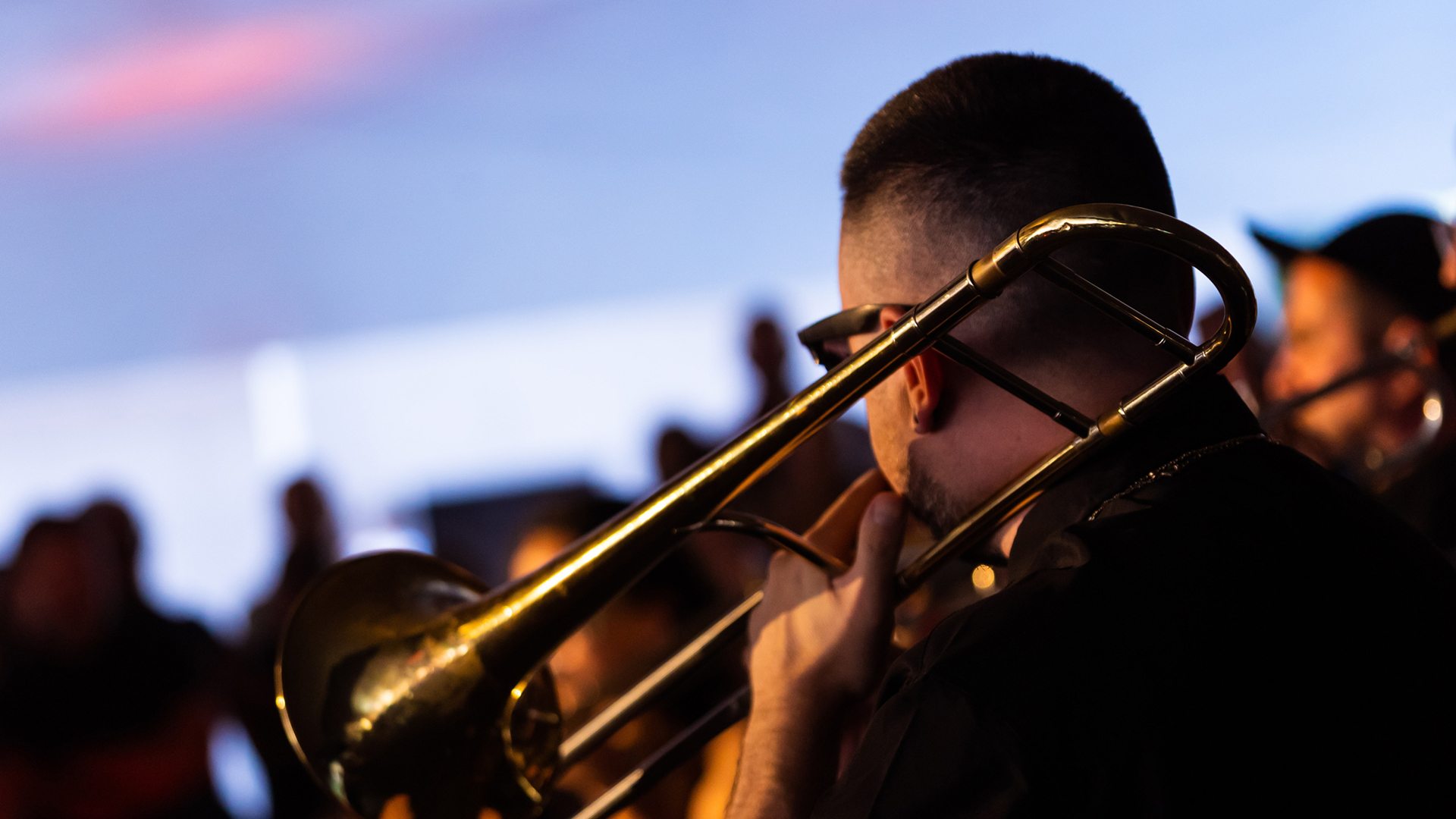 Las Noches de verano del CaixaForum se llenan de magia, circo, swing y danza 3 Noches de verano del CaixaForum