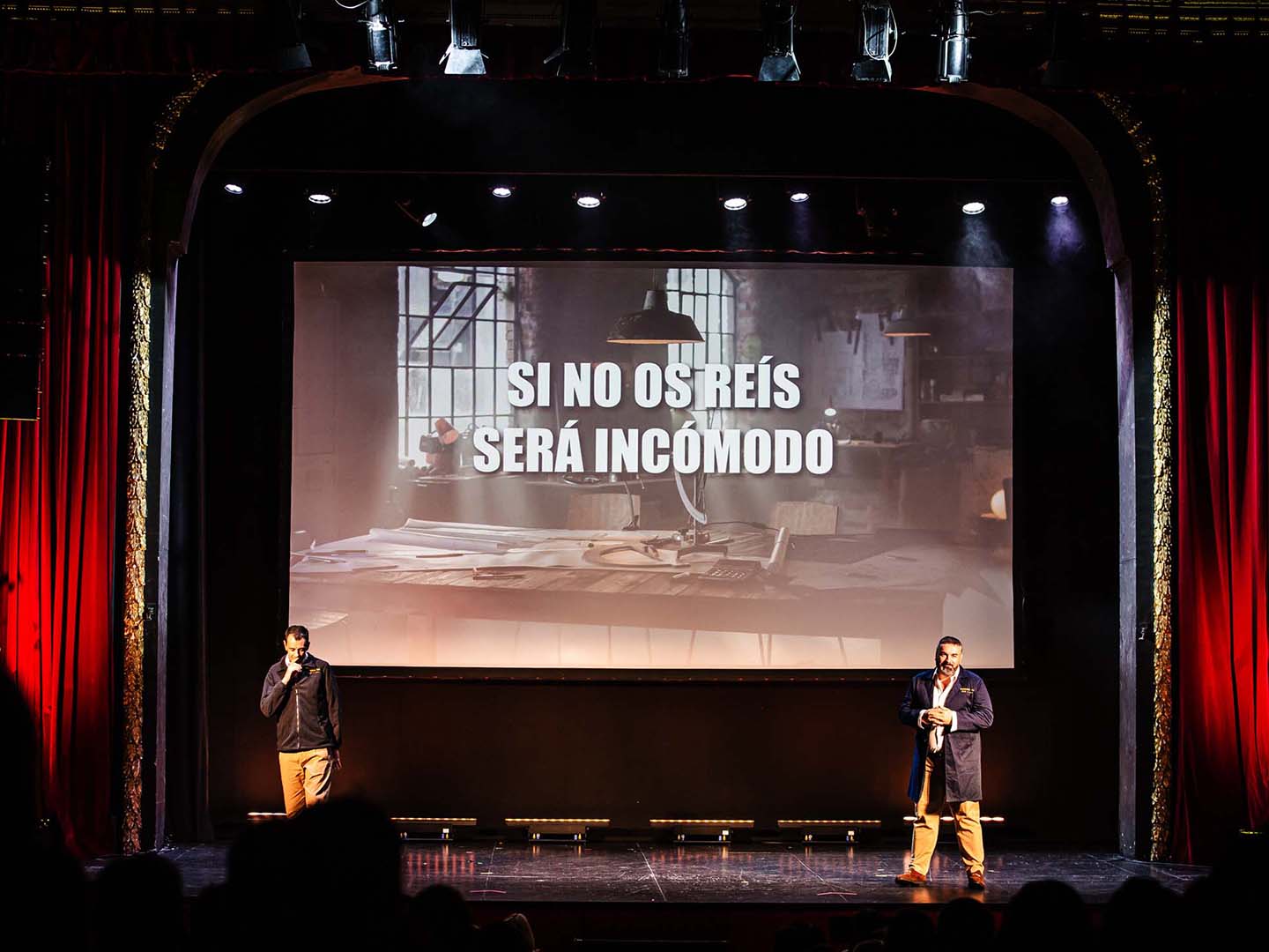 Pantomima Full Hecho a Mano