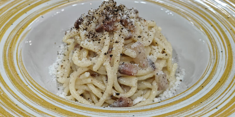 Pasteria 55 hace poco pero muy bueno: el puesto de mercado en Legazpi con la mejor pasta casera de Madrid