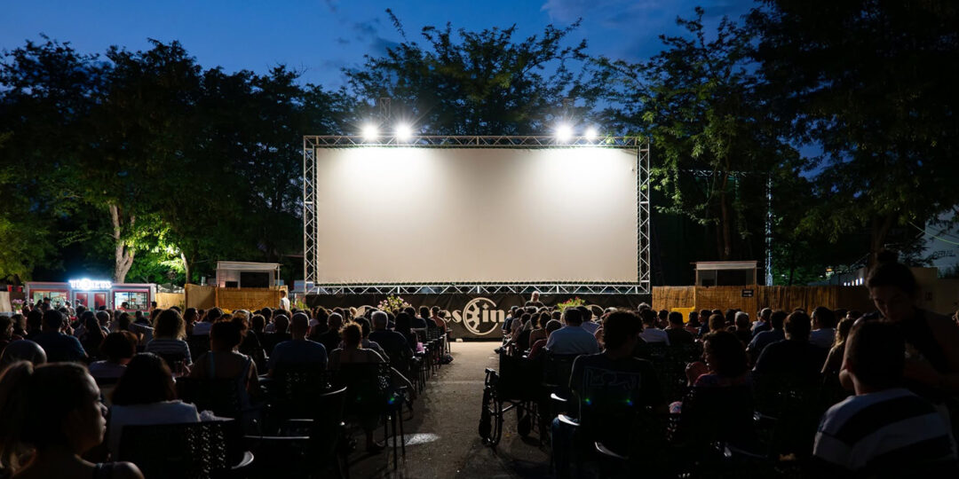 Cine de Verano de La Bombilla Fescinal