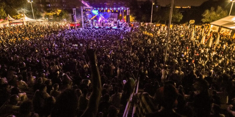 Fiestas de la Karmela 2026: las fiestas populares de Vallekas unen al barrio contra el fascismo